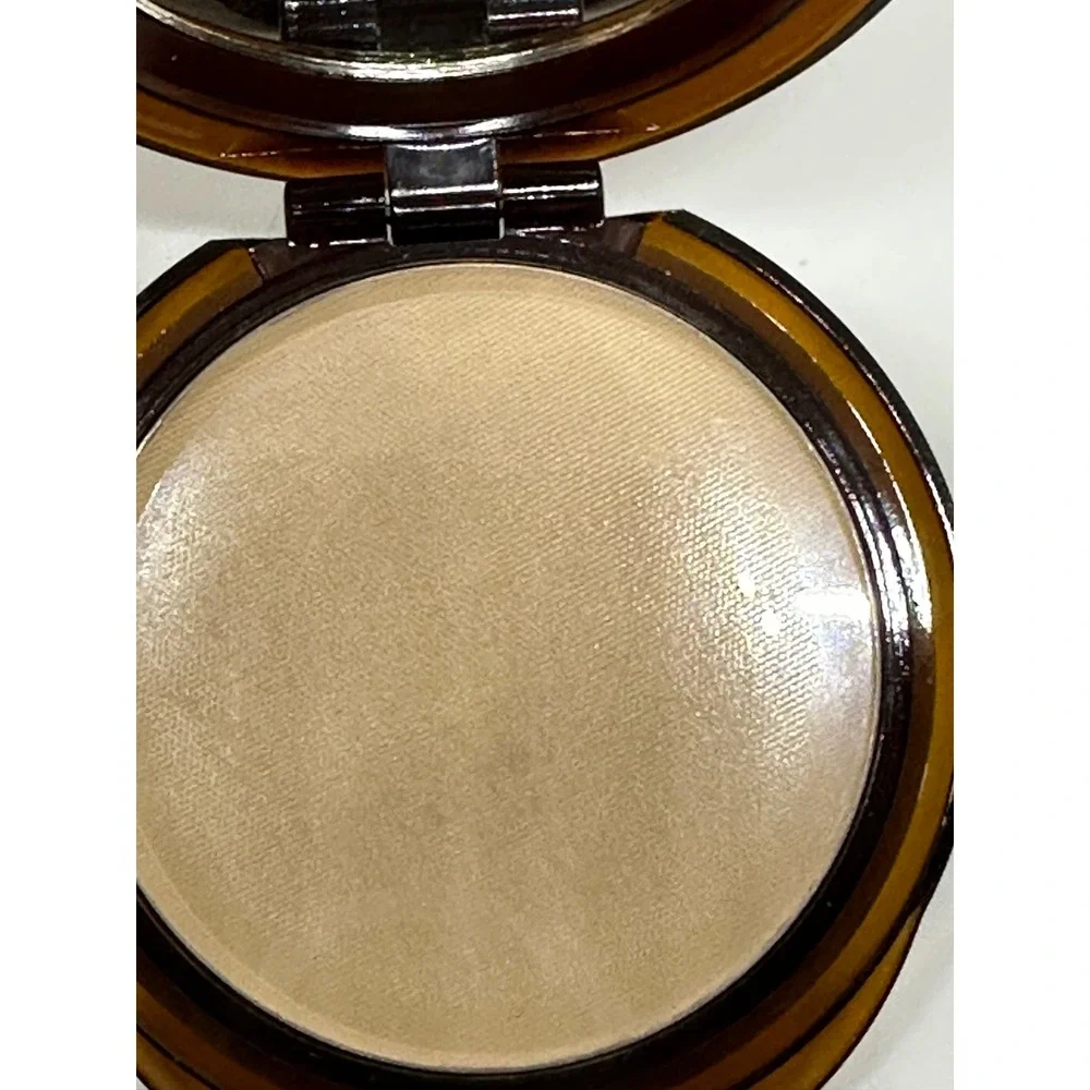 VTG CoverGirl Clean Pressed Powder Creamy Light Brown Compact Mirror Makeup Puff